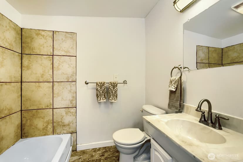 Property photo for 3707 SW 105th Street, Seattle photo 32