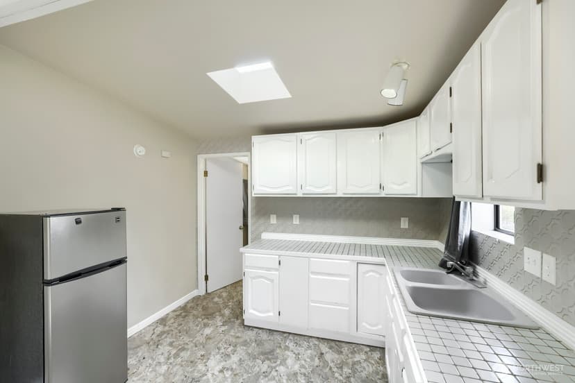 Property photo for 3707 SW 105th Street, Seattle photo 29