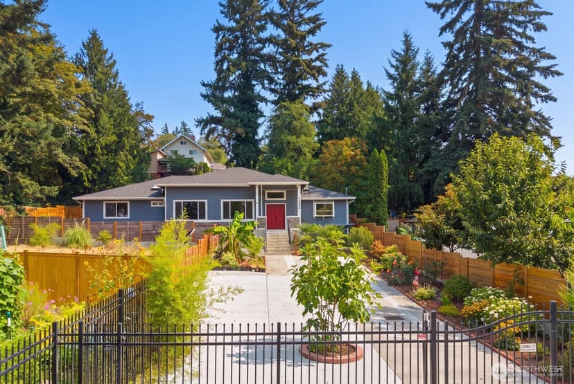 Property photo for 10622 55th Avenue S, Seattle