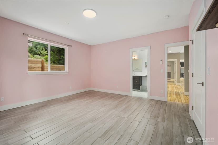 Property photo for 10622 55th Avenue S, Seattle photo 23