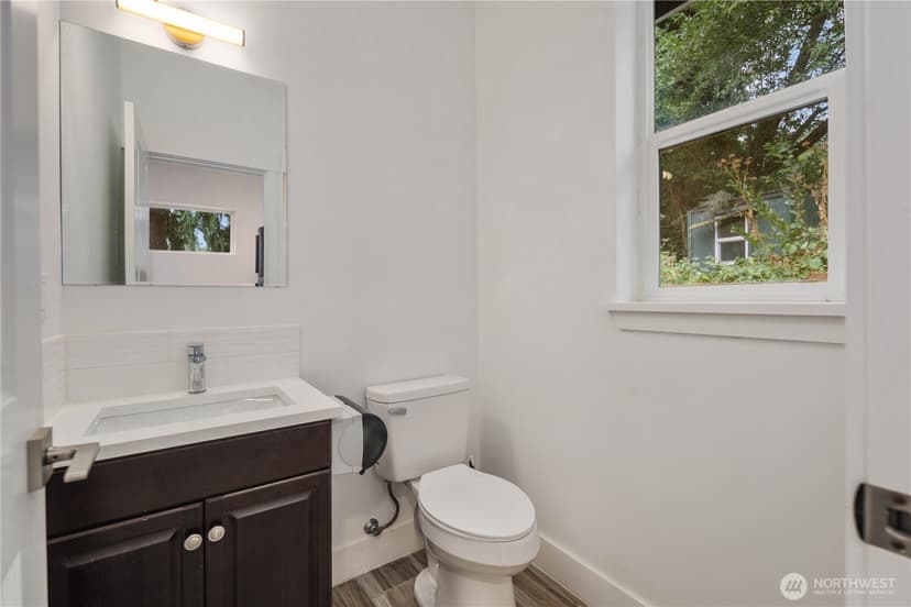 Property photo for 10622 55th Avenue S, Seattle photo 13