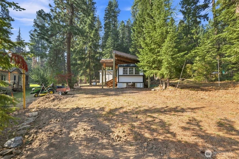 Property photo for 570 W Pacific Avenue, Ronald photo 20
