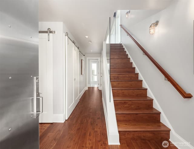 Property photo for 2821 Fairview Avenue E #Unit 4, Seattle photo 3