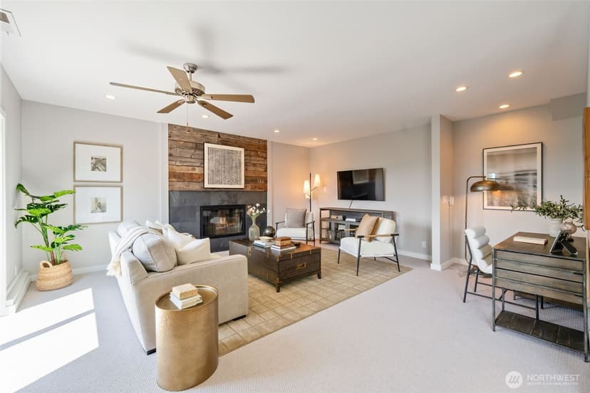 Property photo for 20222 23rd Place NW, Shoreline photo 18