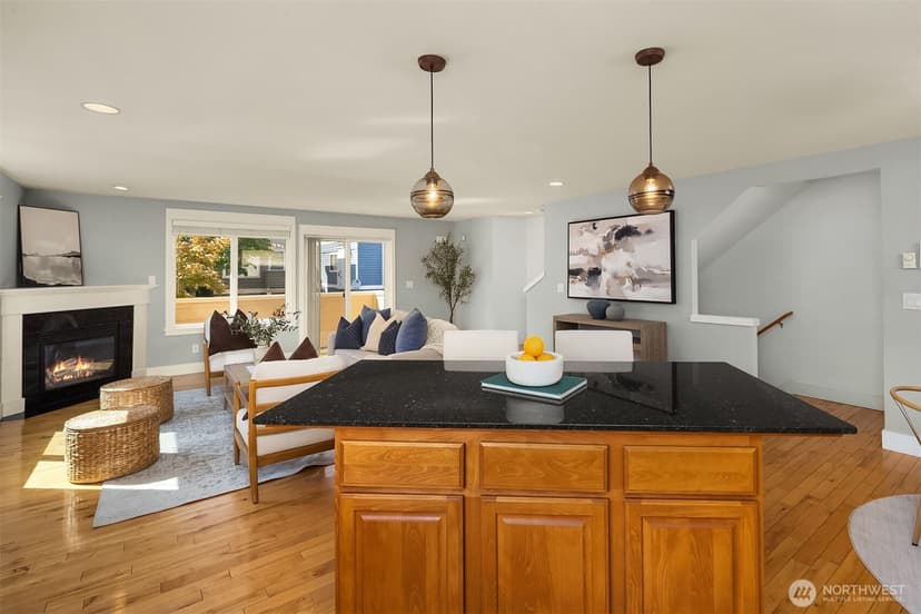 Property photo for 14356 19th Avenue NE, Seattle photo 10