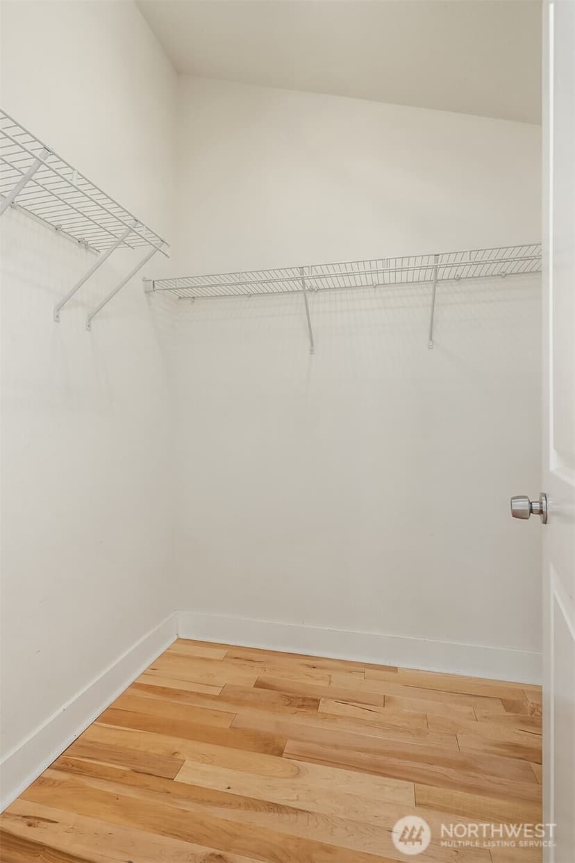 Property photo for 14356 19th Avenue NE, Seattle photo 15