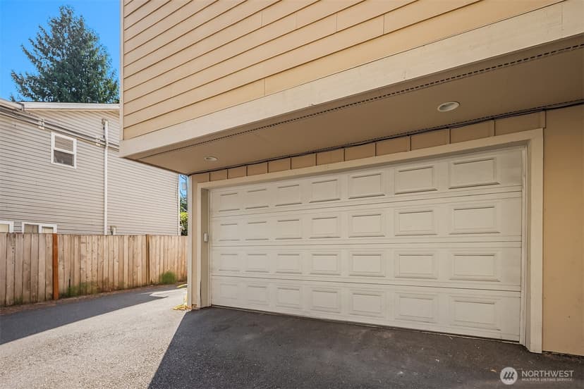 Property photo for 14356 19th Avenue NE, Seattle photo 25