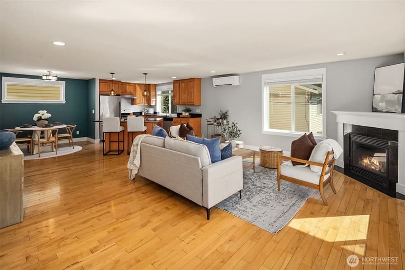 Property photo for 14356 19th Avenue NE, Seattle photo 6