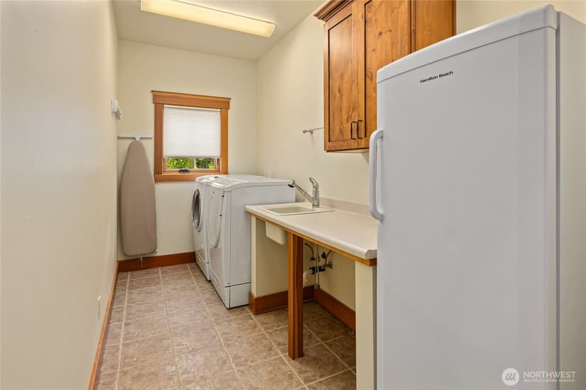 Property photo for 30 Lily Court, Cle Elum photo 16