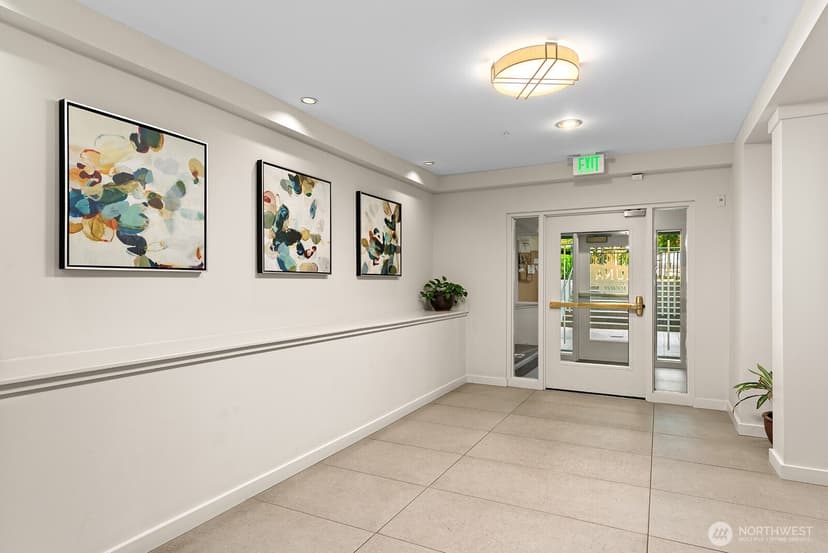 Property photo for 3221 Avalon Way SW #311, Seattle photo 27