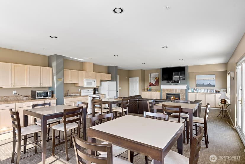 Property photo for 3221 Avalon Way SW #311, Seattle photo 34