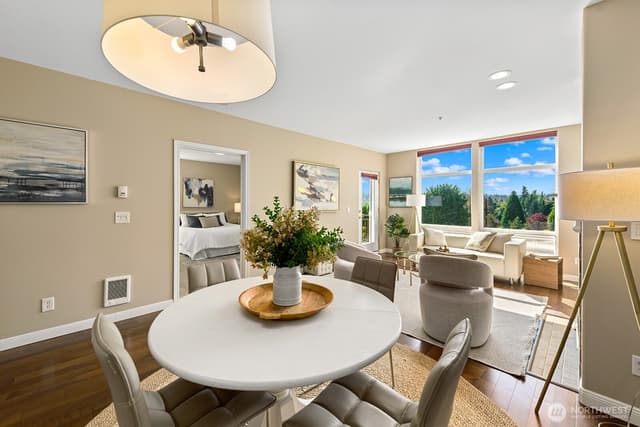 Property photo for 3221 Avalon Way SW #311, Seattle photo 4