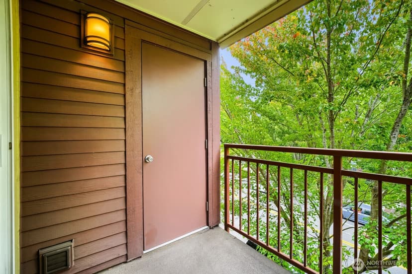 Property photo for 8745 Greenwood Avenue N #409, Seattle photo 20
