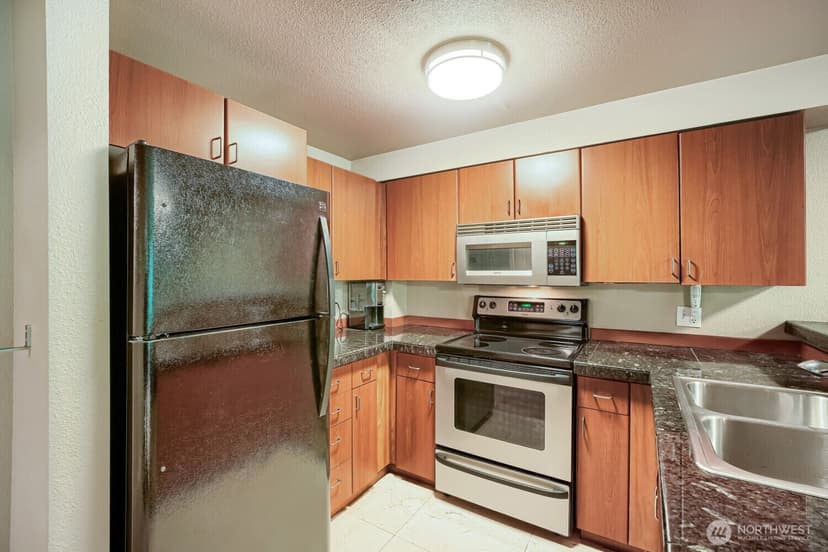 Property photo for 8745 Greenwood Avenue N #409, Seattle photo 9