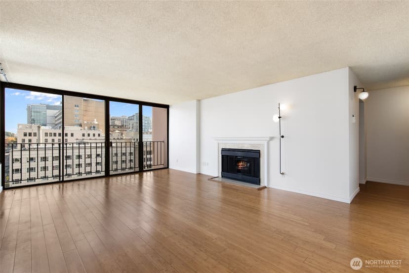 Property photo for 1120 8th Avenue #1603, Seattle photo 12
