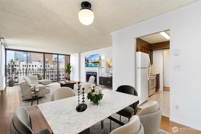 Property photo for 1120 8th Avenue #1603, Seattle photo 10