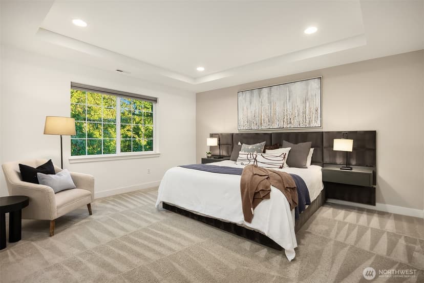 Property photo for 957 Pine Crest Circle NE, Issaquah photo 16