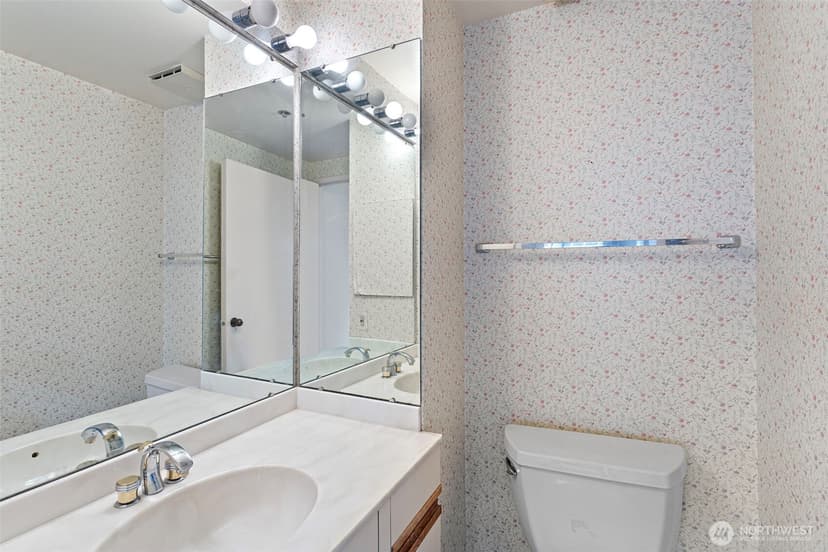 Property photo for 1120 Spring Street #1404, Seattle photo 9