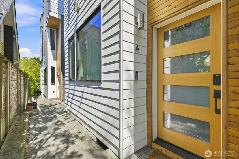 Property photo for 1317 N 44th Street #A, Seattle photo 15