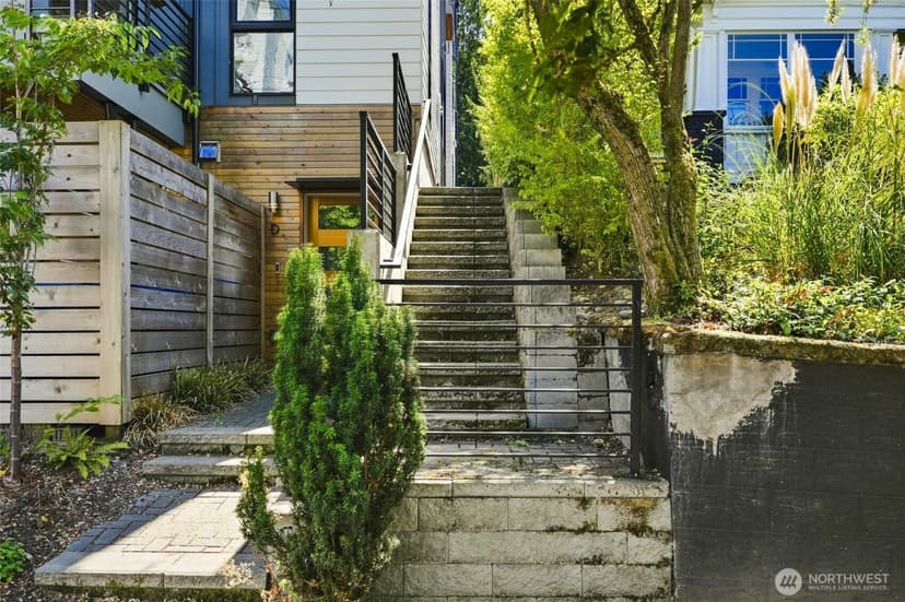 Property photo for 1317 N 44th Street #A, Seattle photo 18