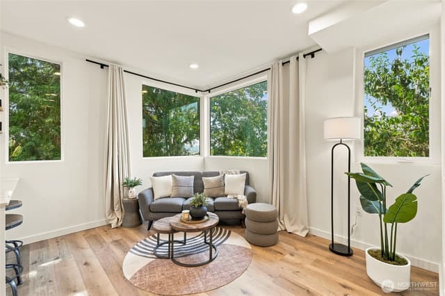 Property photo for 1317 N 44th Street #A, Seattle photo 3