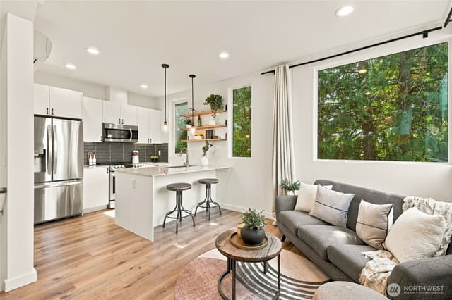 Property photo for 1317 N 44th Street #A, Seattle photo 2