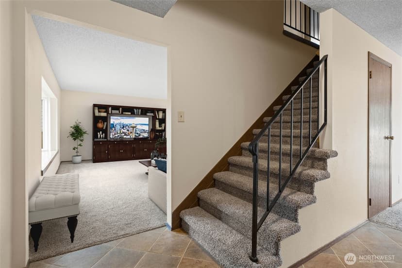 Property photo for 2509 NE 23rd Place, Renton photo 7