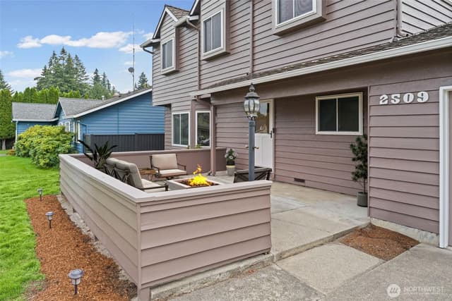 Property photo for 2509 NE 23rd Place, Renton photo 3