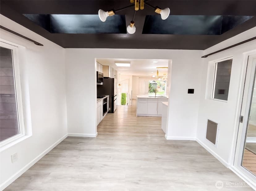 Property photo for 9232 139th Street, Kirkland photo 6