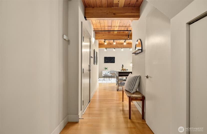 Property photo for 530 Broadway E #236, Seattle photo 4