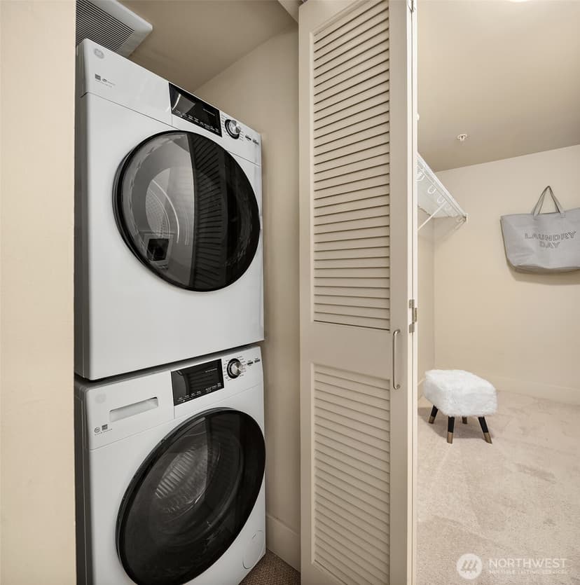 Property photo for 530 Broadway E #236, Seattle photo 11