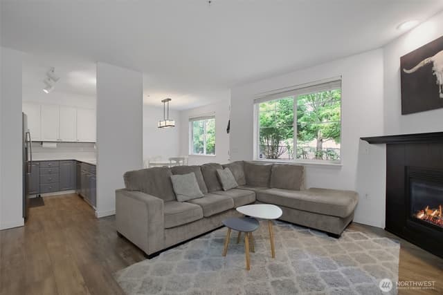 Property photo for 13000 Admiralty Way #L105, Everett photo 3