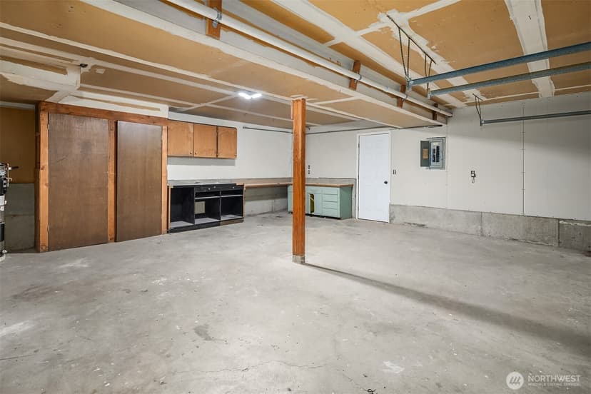 Property photo for 14340 113th Avenue NE, Kirkland photo 34