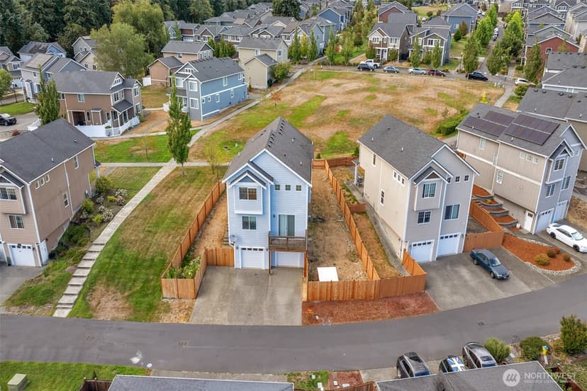 Property photo for 1037 Zeeden Way, Bremerton photo 35