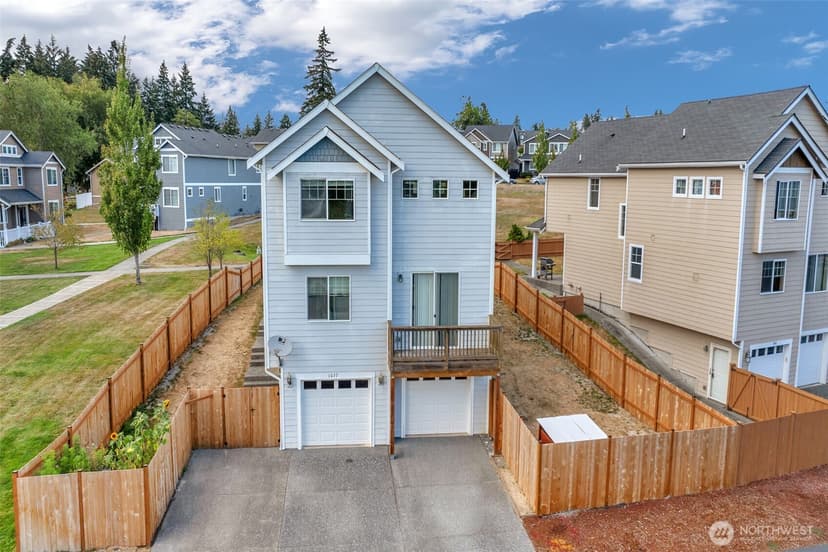 Property photo for 1037 Zeeden Way, Bremerton photo 34
