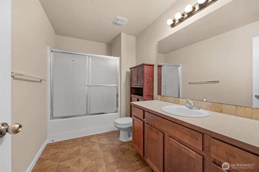 Property photo for 1037 Zeeden Way, Bremerton photo 21
