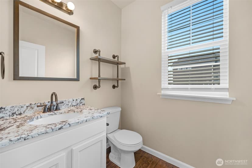 Property photo for 1037 Zeeden Way, Bremerton photo 12