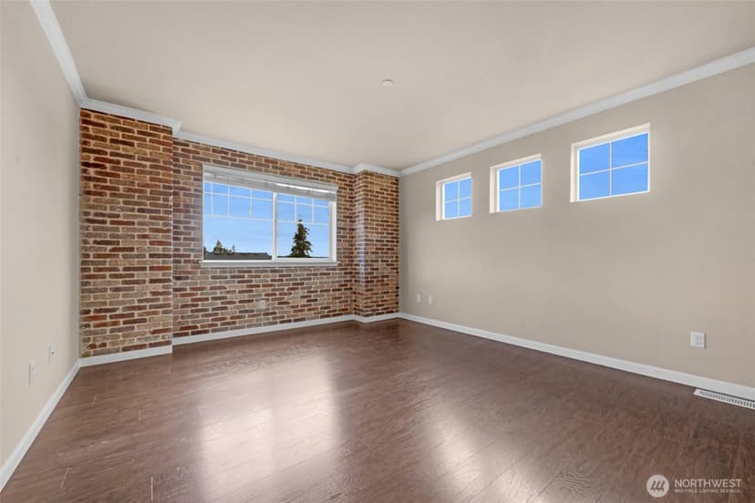 Property photo for 1037 Zeeden Way, Bremerton photo 14