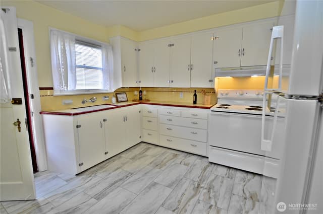 Property photo for 229 S 57th Street, Tacoma photo 2