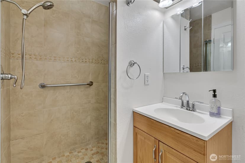 Property photo for 22710 253rd Avenue SE, Maple Valley photo 24