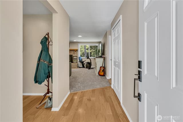 Property photo for 22710 253rd Avenue SE, Maple Valley photo 5