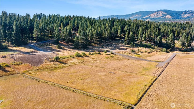 Property photo for 1080 Ranch Road, Cle Elum photo 5