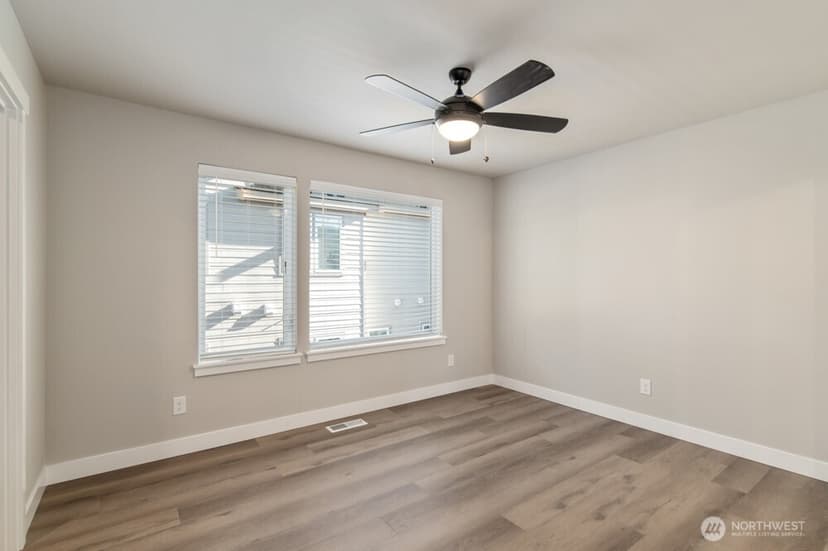 Property photo for 12814 66th Avenue S, Seattle photo 21