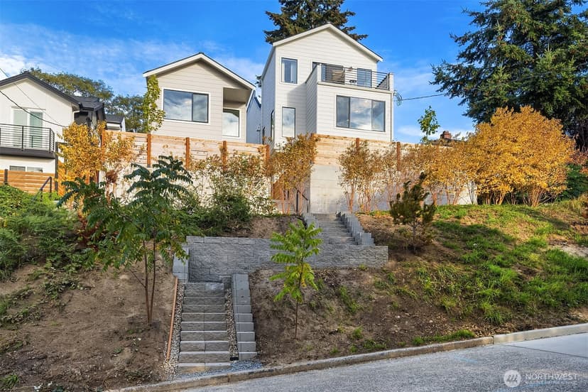 Property photo for 3444 13th Avenue W #C, Seattle photo 23