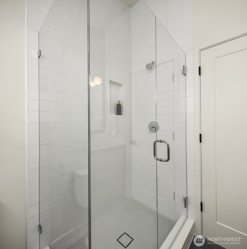 Property photo for 3444 13th Avenue W #C, Seattle photo 16