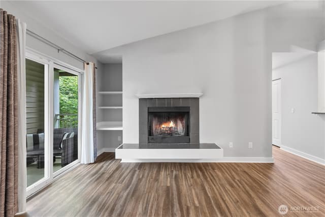 Property photo for 12303 Harbour Pointe Boulevard #Y306, Mukilteo photo 2