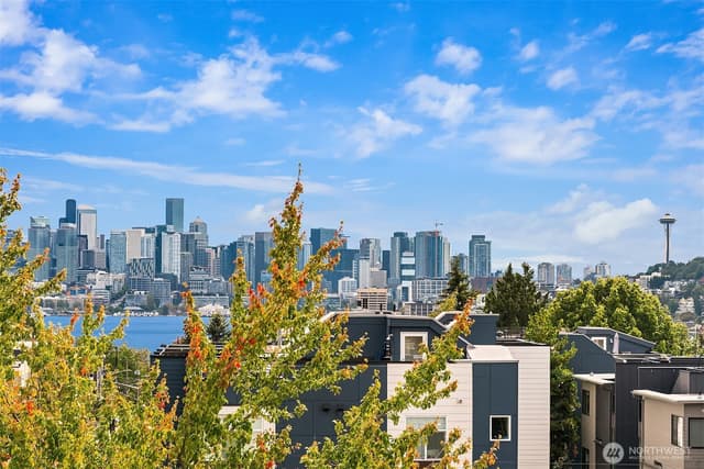 Property photo for 3613 Wallingford Avenue N, Seattle