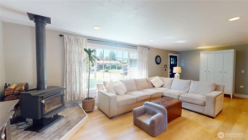 Property photo for 3000 NE 73rd Street, Bremerton photo 8