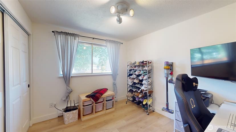 Property photo for 3000 NE 73rd Street, Bremerton photo 13