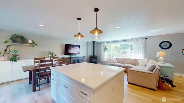 Property photo for 3000 NE 73rd Street, Bremerton photo 5
